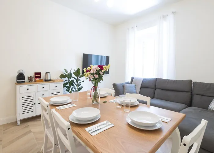 NINA'S HOUSE - Monti Residences